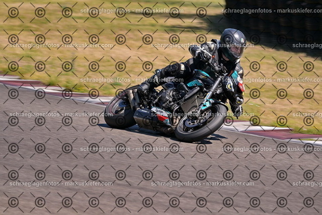 26bt05-1046 | markuskiefer.com - Realisiert mit Pictrs.com