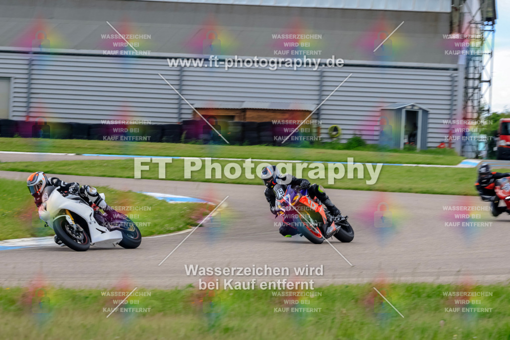 MotoTeam-3699 | Hier findet Ihr Bilder von Touristenfahrten auf der Nürburgring Nordschleife oder von anderen Veranstaltungen die ich besucht habe. Viel Spass beim Durch Schauen 