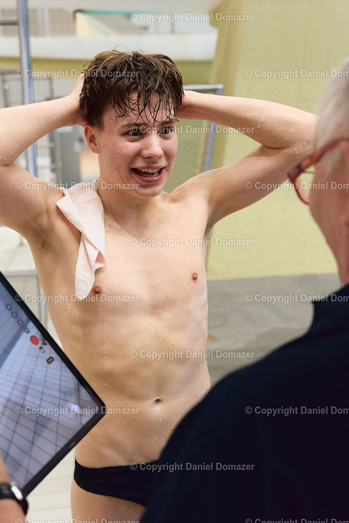 International Youth Diving Meet 2026 | Day 1 of 5 | International Youth Diving Meet 2026| Day 1 of 5 | 22.04.2026 | Youth diving competition featuring 1m and 3m springboard and platform at the Schwimmsportkomplex Freiberger Platz in Dresden.@ Domazer Photography - Realisiert mit Pictrs.com
