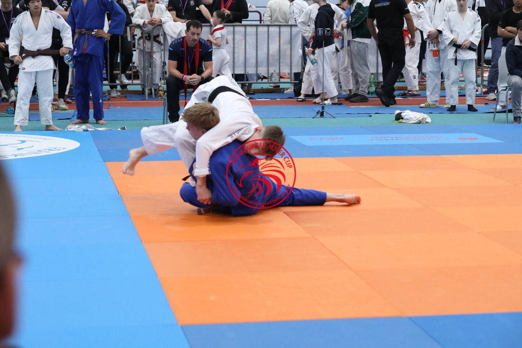 1J7A2820 | Fotos vom Adler Cup - Pictures from Adler Cup

Hier findet Ihr alle Eindrücke und großen Momente der Adler Cup Wochenenden. Here you will find all impressions and great moments of the Adler Cup weekends. - Realisiert mit Pictrs.com