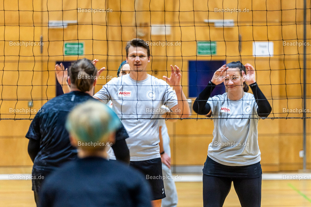 2024-00111393-3-Icke-Cup-Berlin |  16.11.2024; Berlin Foto: Gerold Rebsch - www.beachpics.de