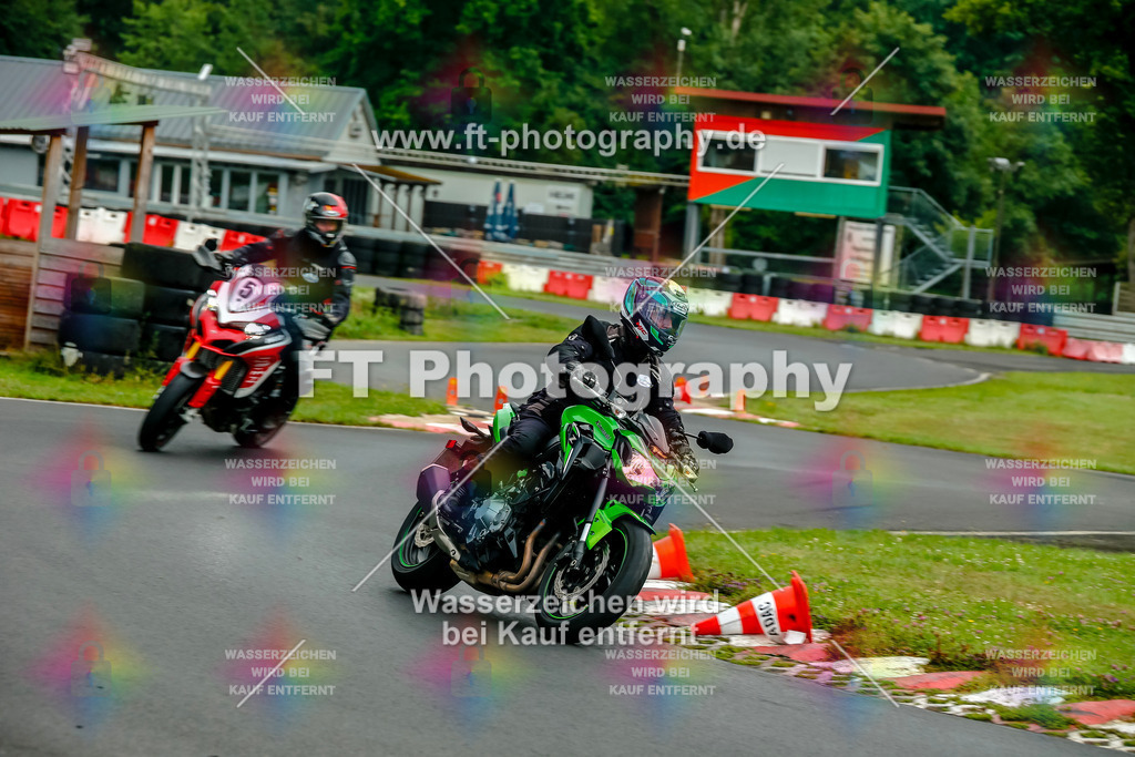 VBK-3578 | Hier findet Ihr Bilder von Touristenfahrten auf der Nürburgring Nordschleife oder von anderen Veranstaltungen die ich besucht habe. Viel Spass beim Durch Schauen 