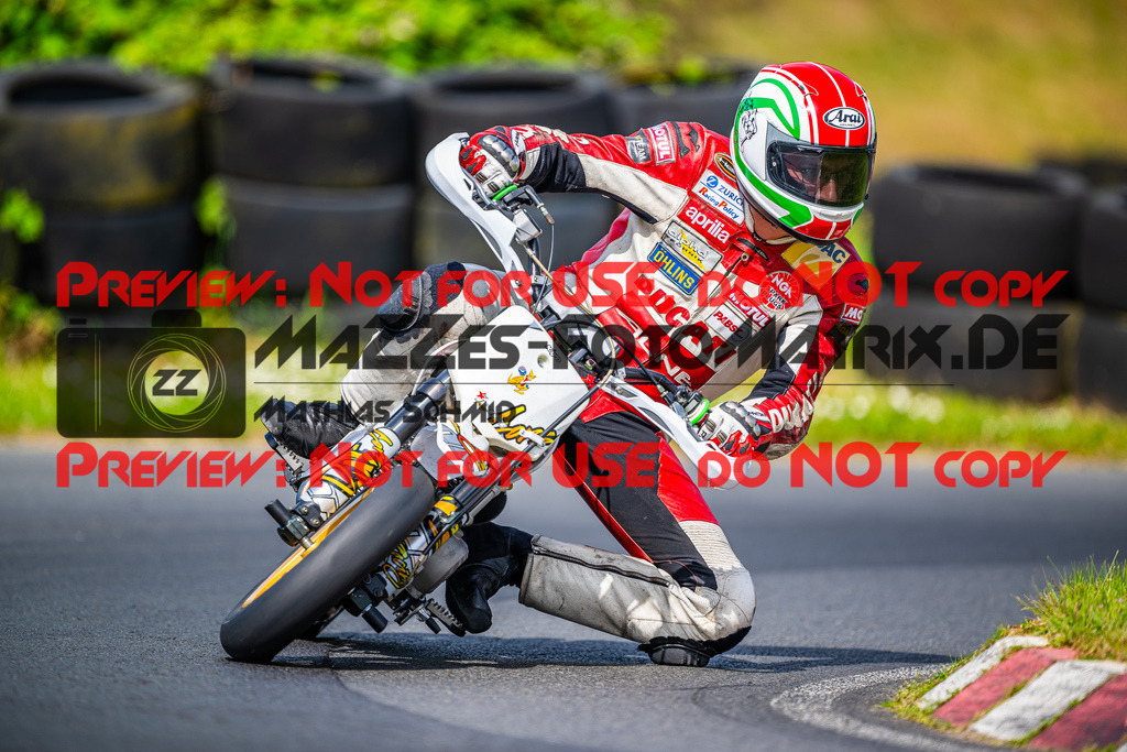 MaZZes_FotoMatrix_240430_6007705_1902 | Fotograf Mathias Schmid
Sportfotograf,
Eventfotograf,
Hochzeitsfotograf,
Portraitfotograf