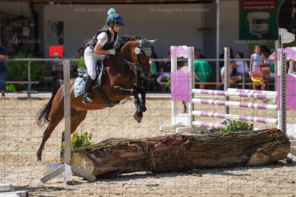 20240824-FAH08019 | Thierhaupten 2024, Bayerisches Landesponyturnier, Turnierbilder, Ponybilder, Turnierfotografen Bayern, Fotoagentur Herrmann