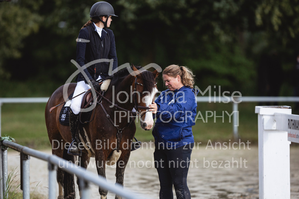 240615_CoesfeldLette_Stil-A-142 | Deine schönsten Turniermomente als professionelle Fotos! Entdecke hochwertige Pferdesport-Fotografie im Online-Shop. Jetzt Fotos finden & bestellen!