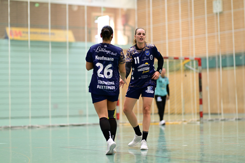 Handball I Frauen I Saison 2025-2026 I Testspiel I Buxtehuder SV - H 65 Höörs HK | Der Sportfotograf. - Realisiert mit Pictrs.com