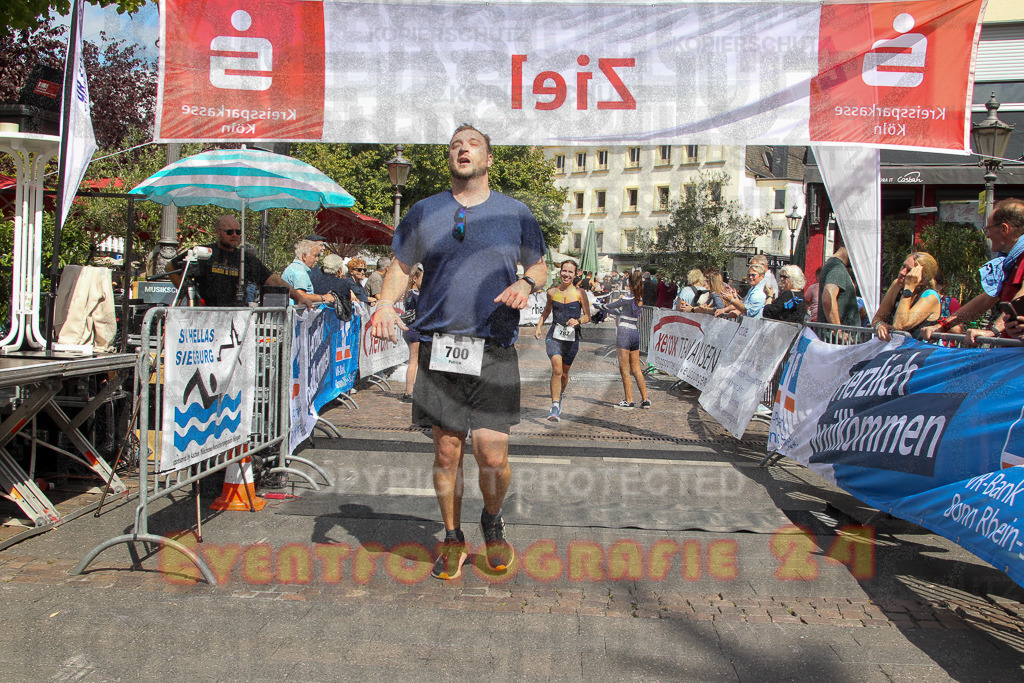 250824_1507_EV4_2670 | Sportfotografie im Rhein-Sieg Kreis, Köln, Bonn, NRW, Rheinland Pfalz, Hessen, etc. Unser Tätigkeitsfeld umfasst den Laufsport vom Volkslauf über den Marathon, Duathlon, Triathon bis zum Ultralauf wie Kölnpfad Ultra oder Schindertrail.