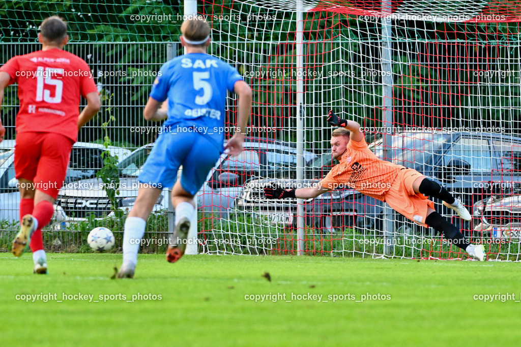 KAC 1909 vs. SAK | #22 Florian Magnes KAC 1909, Elfmeter SAK, KAC 1909 vs. SAK, KAC 1909 vs. SAK am 06.09.2024 in Klagenfurt (Sportplatz KAC), Austria, (Photo by Bernd Stefan)