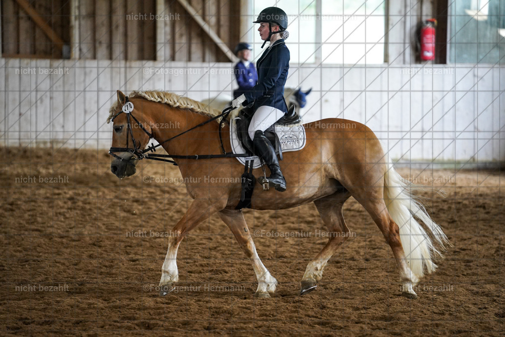 20230518-FAH04164 | Frühjahrsturnier, landberg am Lech, 2023, Reitclub Landsberg, Turnierbilder, Fotos Turnier Landsberg, Fotoagentur Herrmann, Turnierfotografen Bayern, reitsport Fotograf, Pferde Fotograf