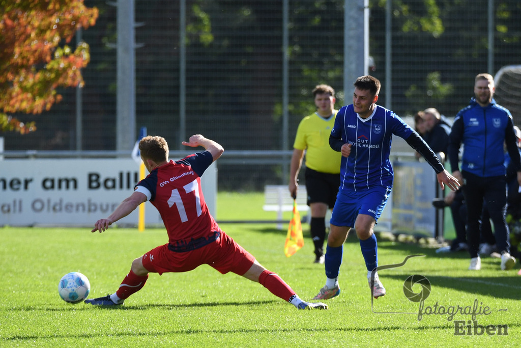 FC Rastede-GVO Oldenburg | Herren Bezirksliga 2; FC Rastede (blau)-GVO Oldenburg (rot) am 29.09.2024; in Rastede (Sportanlage Köttersweg), Photo: Philip Eiben 2024 - Realisiert mit Pictrs.com