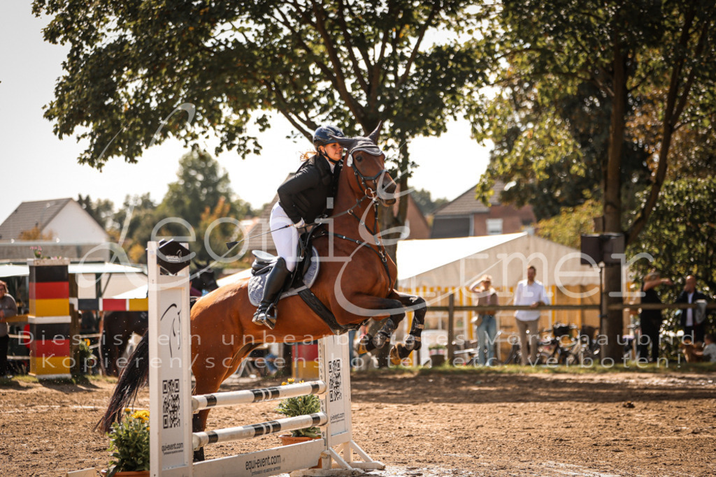 06.SoSpE00032 | Leoni Ertmer Photography - Realisiert mit Pictrs.com