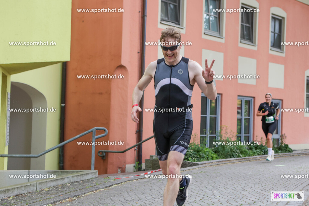 KSZ_4468 | Stadttriathlon Erding 2025. #yourpictrs #sportshot_your_pictrs @Sportshotphotography #stadttriathlonerding Copyright: www.sportshot.de