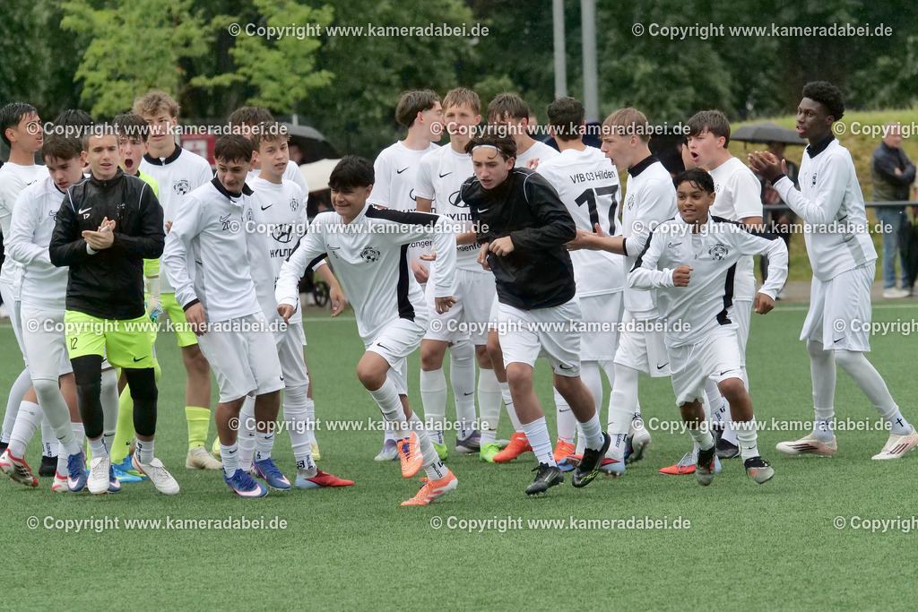 Fußball : C-Junioren : Aufstieg Regionalliga West : SUS 09 Dinslaken - Vfb 03 Hilden am 04.06.2026 in Dinslaken | Fußball : C-Junioren : Aufstieg Regionalliga West : SUS 09 Dinslaken (rotr Trikots)- Vfb 03 Hilden (weiße Trikots) am 04.06.2026 in Dinslaken - Realisiert mit Pictrs.com