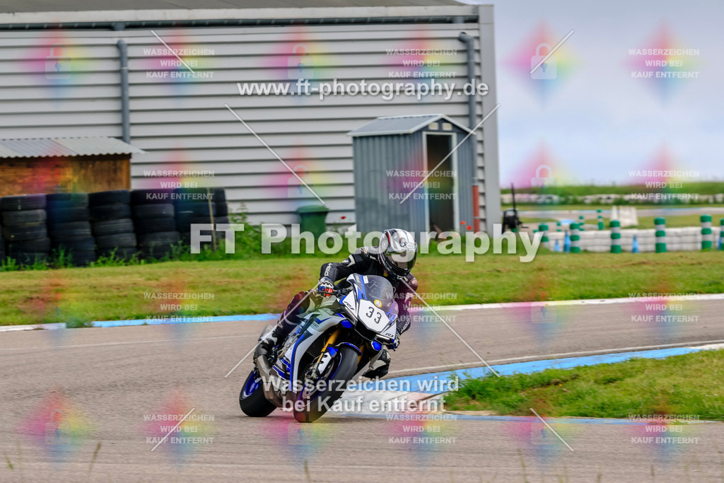 MotoTeam-8077 | Hier findet Ihr Bilder von Touristenfahrten auf der Nürburgring Nordschleife oder von anderen Veranstaltungen die ich besucht habe. Viel Spass beim Durch Schauen 