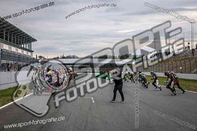 pubi4922 | Professionelle Fotos von Sportveranstaltungen, aber auch Hochzeiten und anderen Events. - Realisiert mit Pictrs.com