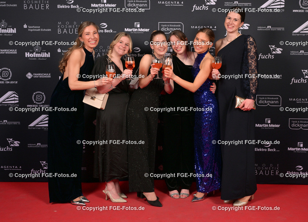 20250209-fge-hofball-0403 | Hofball der FGE am 09.02.2025 im Alten Stadttheater in Eichstätt. - Realisiert mit Pictrs.com