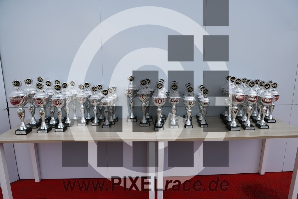 social-20250823_07959 | Schöne Erinnerungen an spannende Momente - das festzuhalten ist unser Job. PIXELrace.de ist seit 2003 auf den Rennstrecken Europas unterwegs um die Action draußen beim Fahren und die wunderbare Stimmung imm Fahrerlager für euch einzufangen.