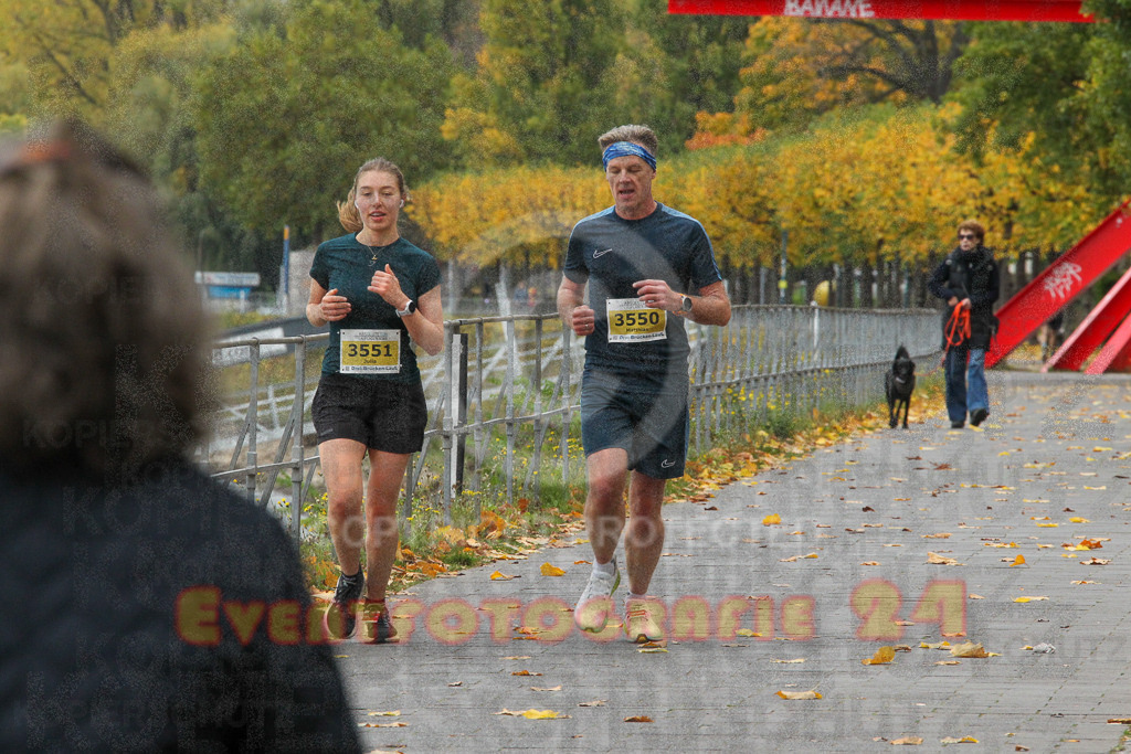 251019_1110_EV4_3727 | Sportfotografie im Rhein-Sieg Kreis, Köln, Bonn, NRW, Rheinland Pfalz, Hessen, etc. Unser Tätigkeitsfeld umfasst den Laufsport vom Volkslauf über den Marathon, Duathlon, Triathon bis zum Ultralauf wie Kölnpfad Ultra oder Schindertrail.