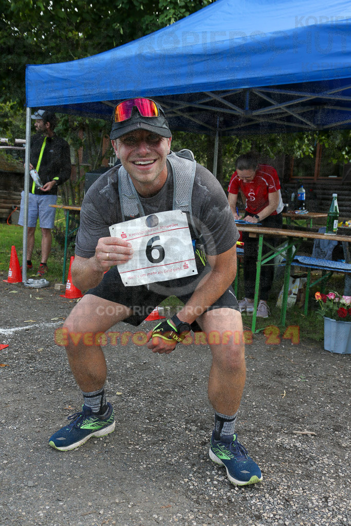 230826_1732_EX1_1764 | Sportfotografie im Rhein-Sieg Kreis, Köln, Bonn, NRW, Rheinland Pfalz, Hessen, etc. Unser Tätigkeitsfeld umfasst den Laufsport vom Volkslauf über den Marathon, Duathlon, Triathon bis zum Ultralauf wie Kölnpfad Ultra oder Schindertrail.