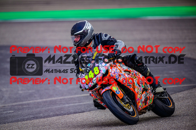 MaZZes_FotoMatrix_240910_6007705_2230 | GRUEN