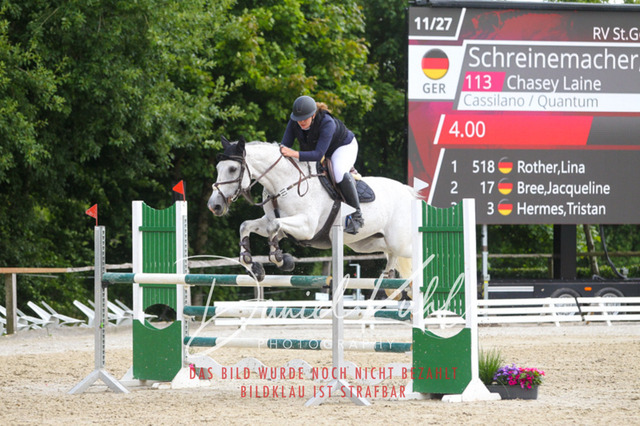 DKP43697 | Turniersportfotografie; Pferdefotografie; Dressurfotografie