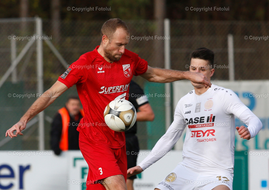 A_LUI_05112022_45 | SPORT FUSSBALL LT1 OOE LIGA ASKOE OEDT-ASK CARE IH STEYR ST.VALENTIN 05.11.2022 IM BILD: MATEJ VULIC (OEDT) UND MARCO BUEHRINGER (ASK ST.VALENTIN) FOTO:FOTOLUI