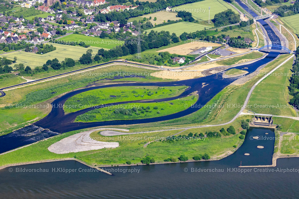 Luftbild Rheinberg-4771 | LuftbildfotografieEmscher Mündung in den Rhein bei Dinslaken im Bundesland Nordrhein-Westfalen - Realisiert mit Pictrs.com