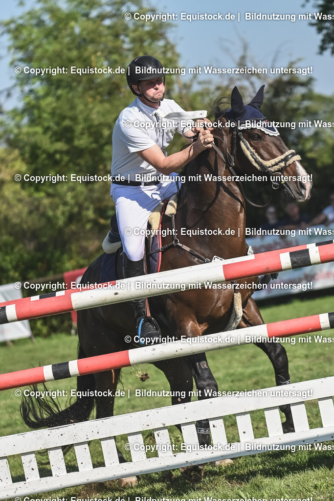 20230908_24_Springen_M_0025 | equistock