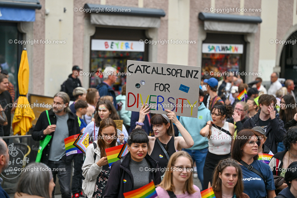 Linzpride 2023_ 24.06.2023-54 | 24.06.2023, Linz, AUT, Linzpride 2023, im Bild Teilnehmer an der Linzpride 2023