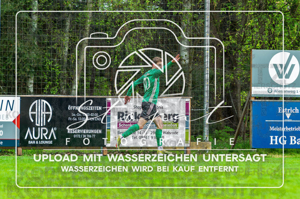 DZC_0720-Verbessert-RR | Moritz Erfurt (TSV Wietzendorf #10) beim Herren Kreisliga HK Spiel zwischen FG Fulde-Stellichte und TSV Wietzendorf im Fulder Zentralstadion, Fulde (Simon Paul Stopat) - Realisiert mit Pictrs.com