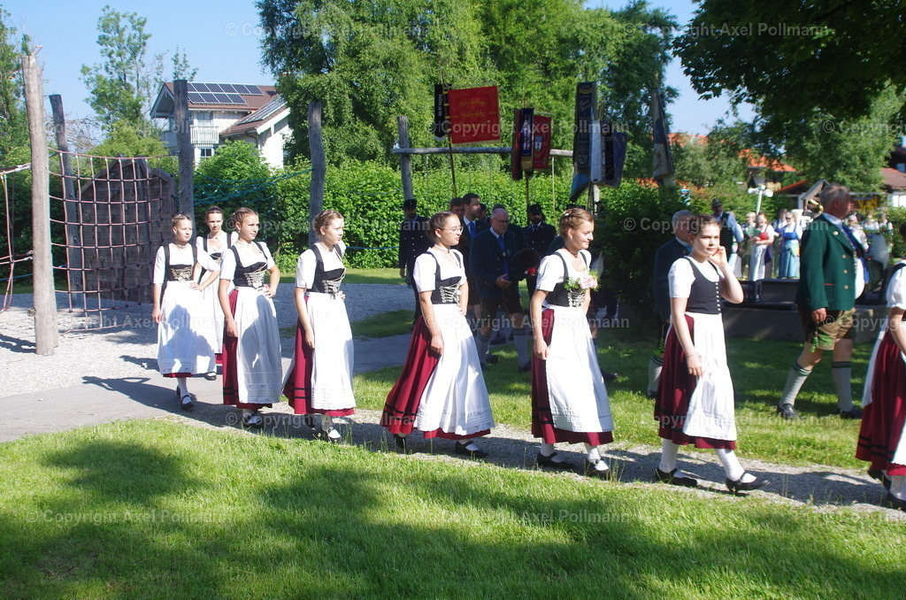 IMGP2869 | fotografiert von Axel PollmannLeonhardi Wallfahrt Benediktbeuern und Murnau, Fronleichnam, Fasching, Landschaft im Loisachtal und Benediktbeuern  - Realisiert mit Pictrs.com