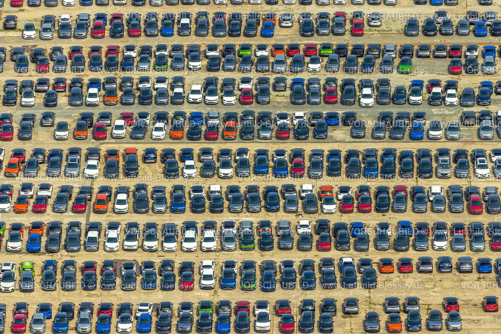 Bochum230403783 | Luftbild, Formen und Farben, Parkplätze am Opel Warehouse, Langendreer, Bochum, Ruhrgebiet, Nordrhein-Westfalen, Deutschland