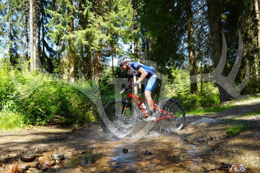 FC101819 | Fotogalerie der Treibjagd im Dunkelwald - Dein MTB Etappenrennen im Erzgebirge - Realisiert mit Pictrs.com