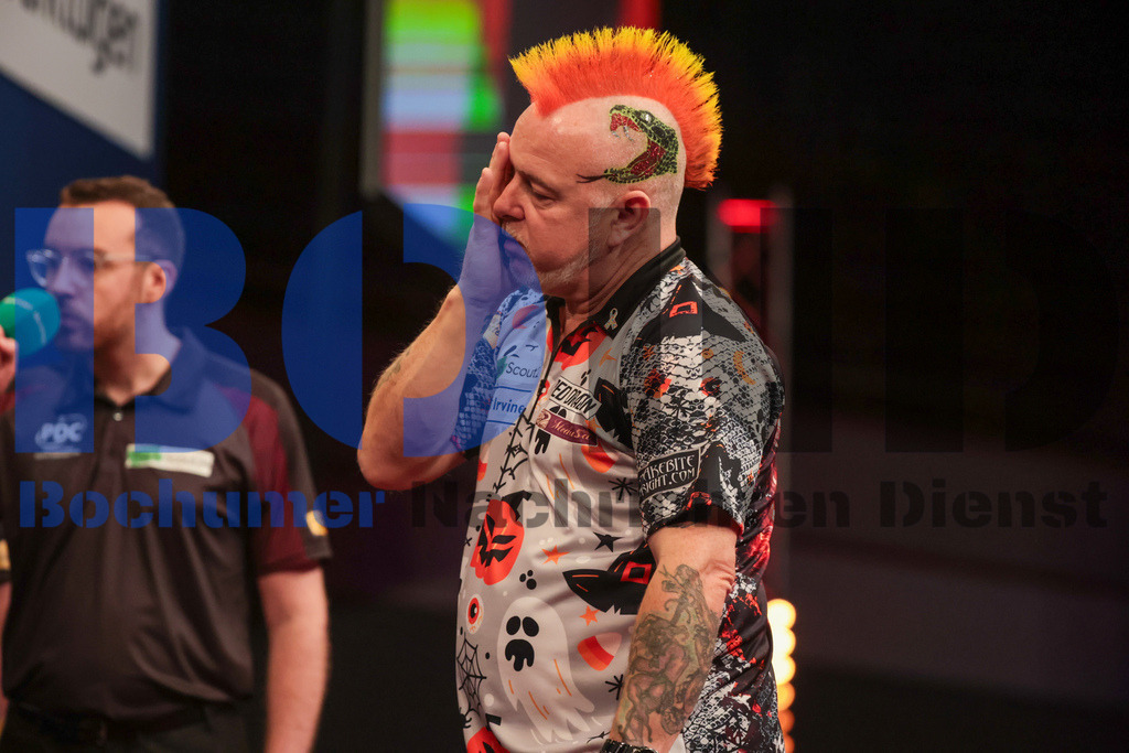  29.10.2023 - 
 | Sebastian Sendlak / Bochumer Nachrichtendienst (BOND) - PDC European Darts Championship: Viertelfinale {Persons shown} - Realisiert mit Pictrs.com