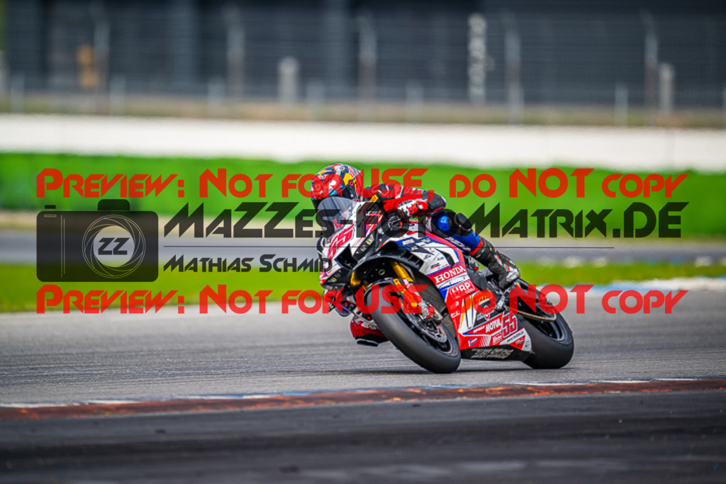 MaZZes_FotoMatrix_220924_1575 | PRO SUPERSTOCK