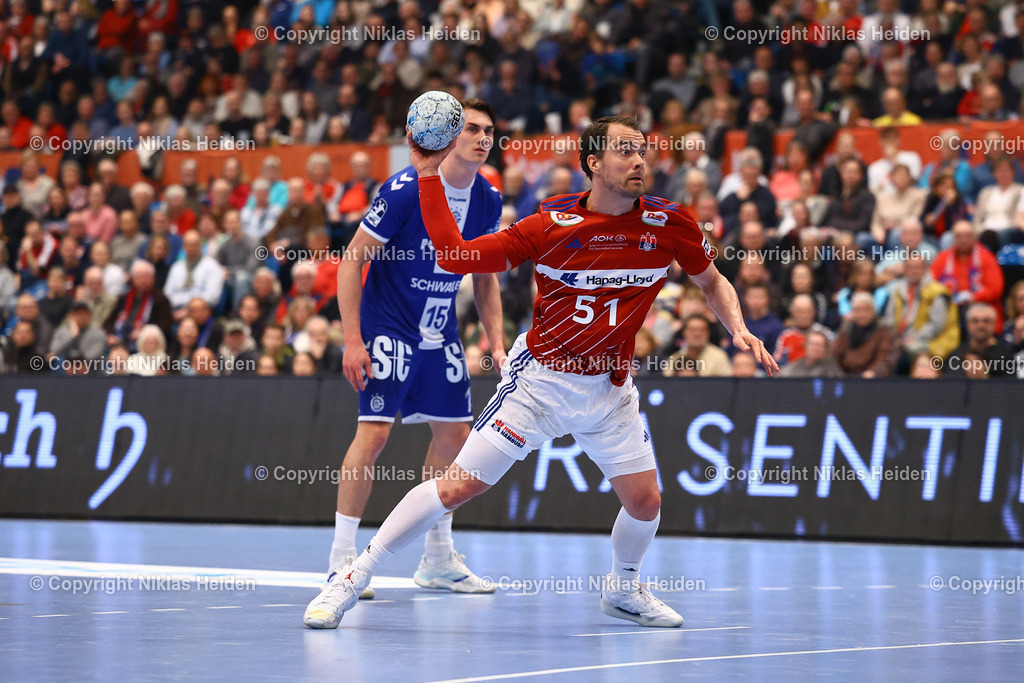 NH_HandballSportVereinHamburg_VfLGummersbach_HandballBundesliga_27022025 | #51 Casper Mortensen (HSV Hamburg)Handball I Herren I Bundesliga (Daikin HBL) I Saison 2024-2025 I 21. Spieltag I HSV Hamburg - VfL Gummersbach I 27.02.2025 I Sporthalle Hamburg