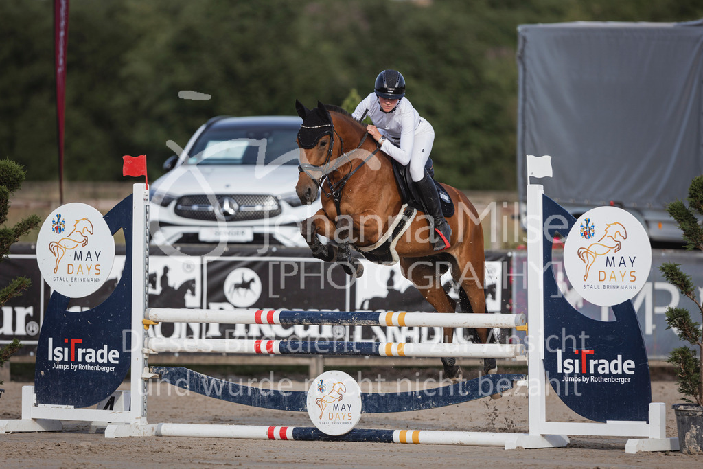 240629_LüPfSpTa_Stil-A-518 | Deine schönsten Turniermomente als professionelle Fotos! Entdecke hochwertige Pferdesport-Fotografie im Online-Shop. Jetzt Fotos finden & bestellen!