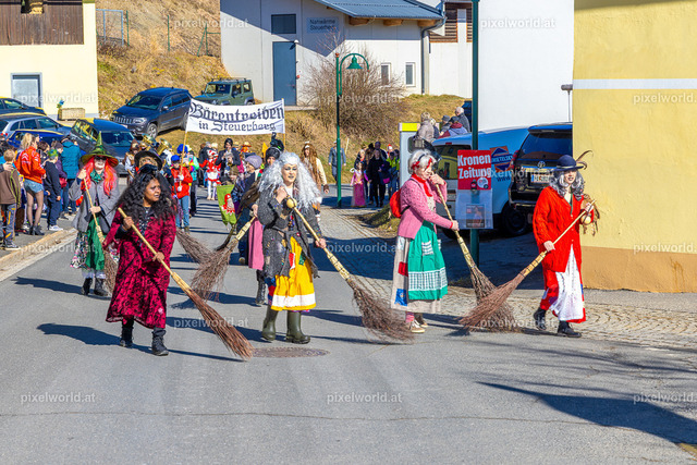 Bärentreiben in Steuerberg | Bildershop von pixelworld.at - Realisiert mit Pictrs.com