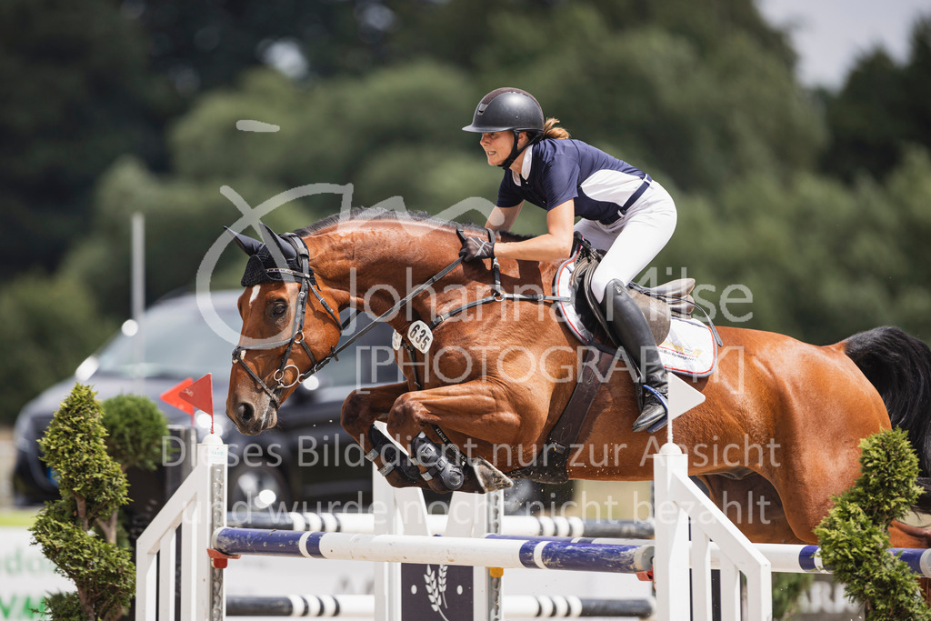 250628_PfSpTa_Youngster-S-425 | Deine schönsten Turniermomente als professionelle Fotos! Entdecke hochwertige Pferdesport-Fotografie im Online-Shop. Jetzt Fotos finden & bestellen!