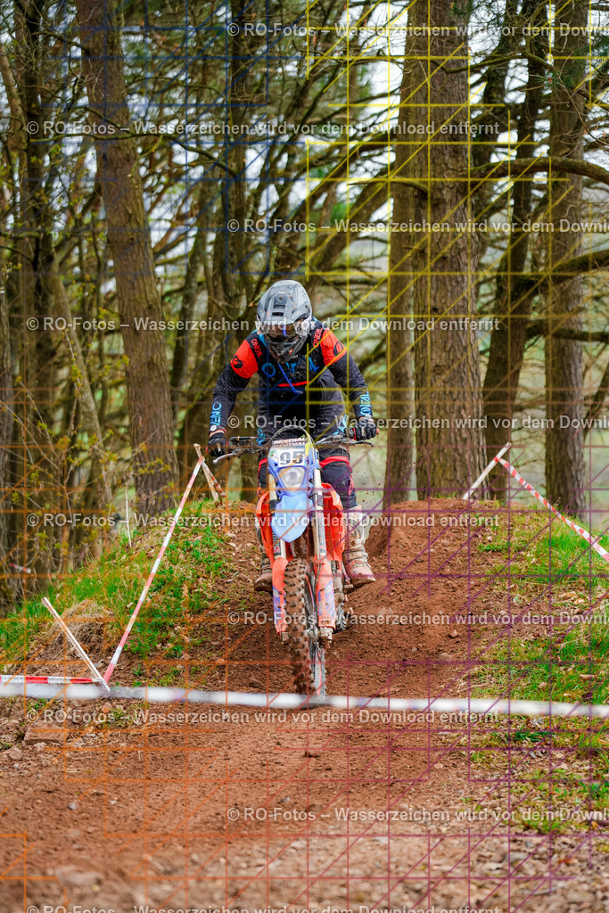 4 Lauf Mernes-1134 | Sportfotografie von RO-Fotos: Motorsport, Motocross, Enduro, Laufveranstaltungen und Triathlon. Professionelle Fotos von Sportlern und Events. - Realisiert mit Pictrs.com