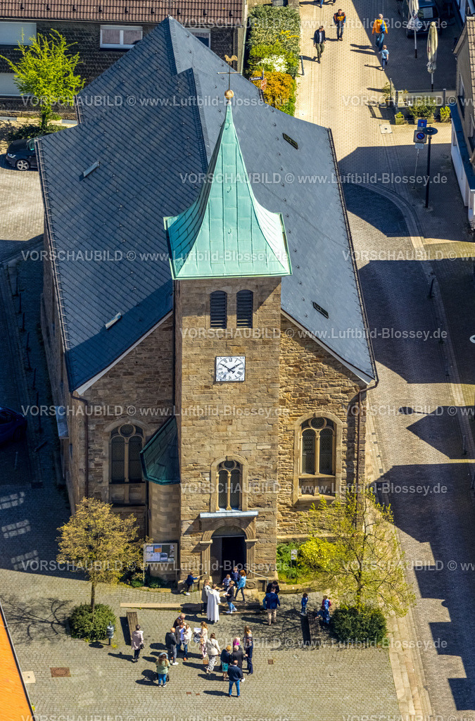 Hattingen230407071 | Luftbild, kath. Kirche St. Johannes Baptist, Blankenstein, Hattingen, Ruhrgebiet, Nordrhein-Westfalen, Deutschland