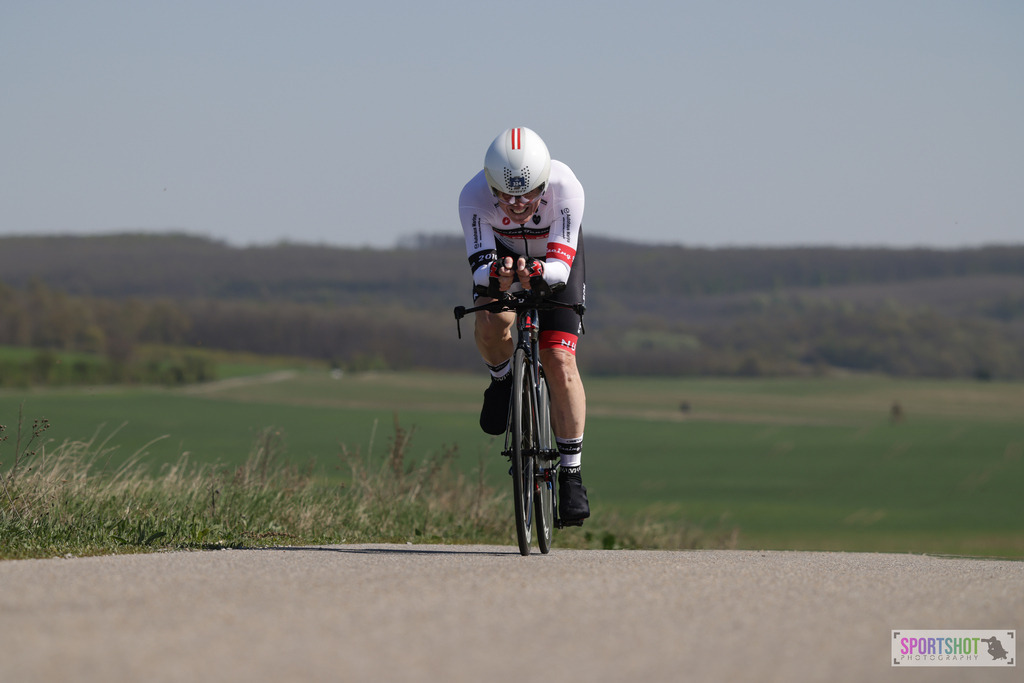 368A3033 | Neusiedlersee Radmarathon 2026@sportshot_your_pictrs #yourpictures#roadtowm2029 #nrm #neusiedlerseeradmarathon #neusiedlersee #neusiedlerseetourismus #burgenland #mörbisch #nrm26 #burgenlandtourismus #voglundco #poweredbyburgenlandtourismus #radsport #rad #marathon #ucigranfondo #visitburgenland #ucigranfondoworldseries