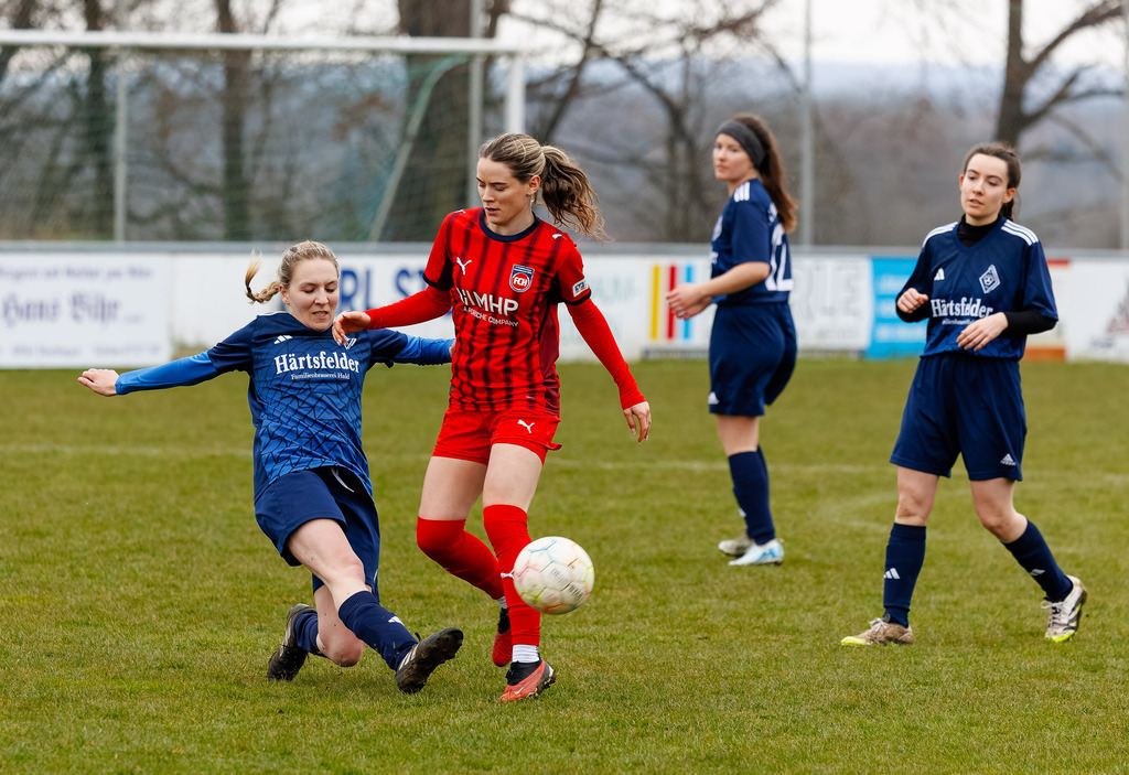 HÄRFCH_260404_3-54 | FC Härtsfeld 03 vs. 1.FC Heidenheim 1846 II, Fußball, Frauen, Bezirksliga, 2025/2026, 11. Spieltag, 04.04.2026 in Dunstelkingen (Foto: Michael Bulling) - Realisiert mit Pictrs.com