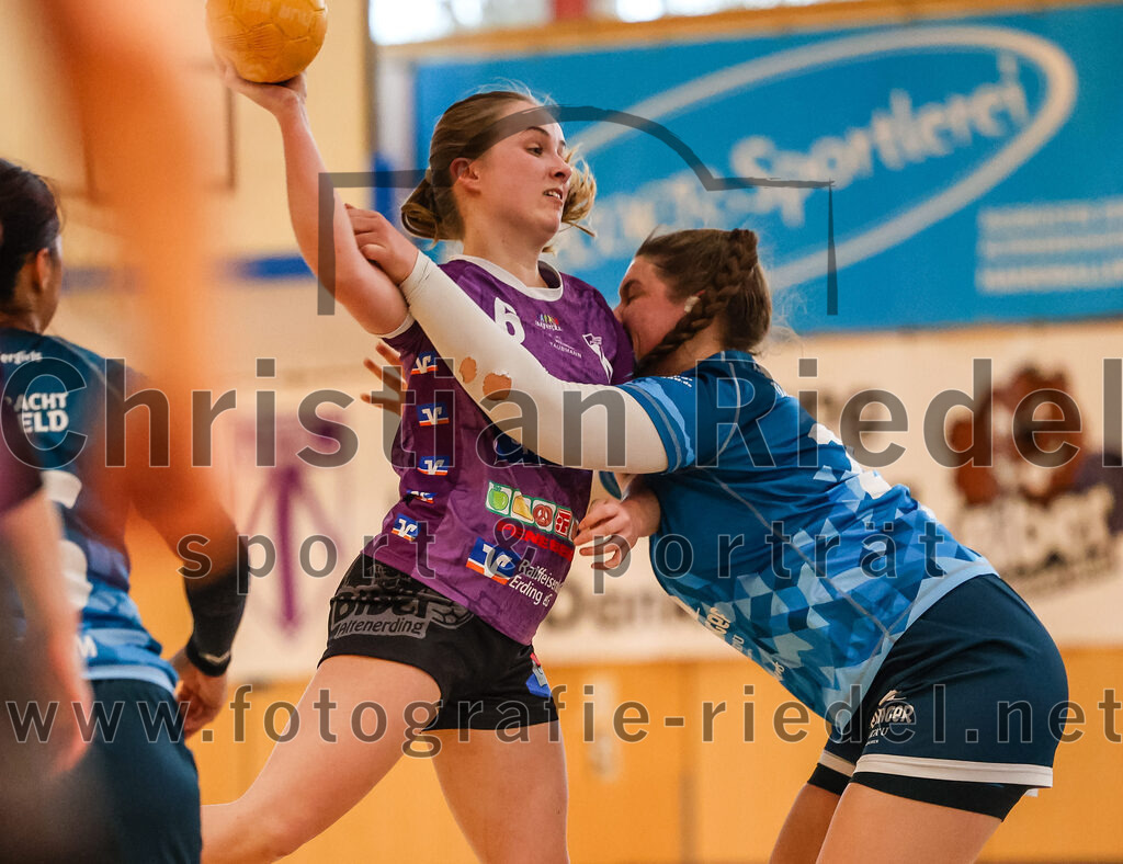 2024-03-09_026_SpVgg_Altenerding_gegen_Eintracht_Dachau-Karlsfeld | Erding, Deutschland, 09.03.2024:
Handball, Bezirksoberliga Frauen Altbayern 2023 / 2024, 17. Spieltag, SpVgg Altenerding gegen Eintracht Dachau-Karlsfeld, Endergebnis: 26:25

Marlene Mittermeier (SpVgg Altenerding, #6)

Foto: Christian Riedel / fotografie-riedel.net