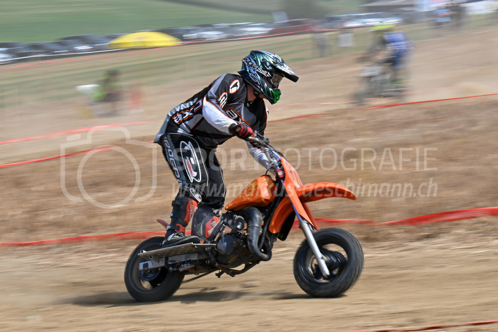 Motortrotti-Rennen Buch am Irchel - 19. August 2023 | Motortrotti-Rennen Buch am Irchel
Buch am Irchel, Kt. Zürich
Bild: Sportfotografie Markus Aeschimann | www.markus-aeschimann.ch - Realisiert mit Pictrs.com