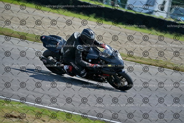 26BT02-0731 | markuskiefer.com - Realisiert mit Pictrs.com