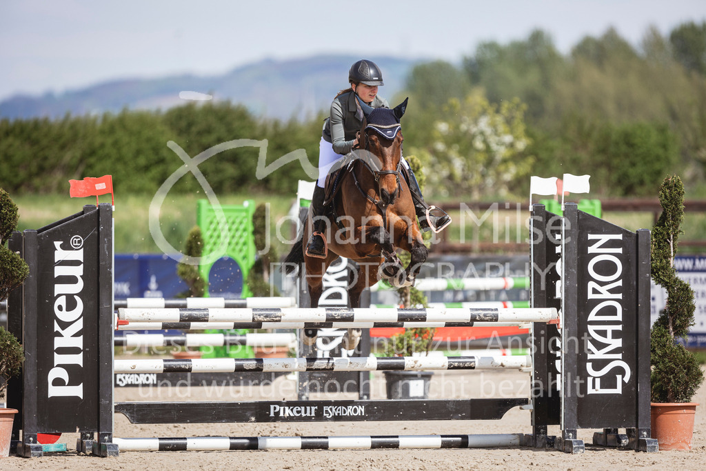 250419_Frühlingsfest_Stil-A2-2-615 | Deine schönsten Turniermomente als professionelle Fotos! Entdecke hochwertige Pferdesport-Fotografie im Online-Shop. Jetzt Fotos finden & bestellen!