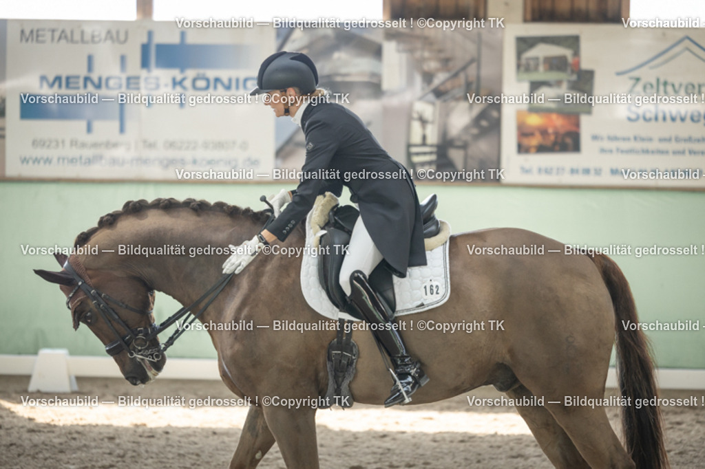 _D5A1309 | Emotionale Pferde- & People-Fotografie rund um Heidelberg, Leimen & Umgebung. Natürliche Fotos von Pferd, Mensch & Familie. Jetzt Termin sichern!