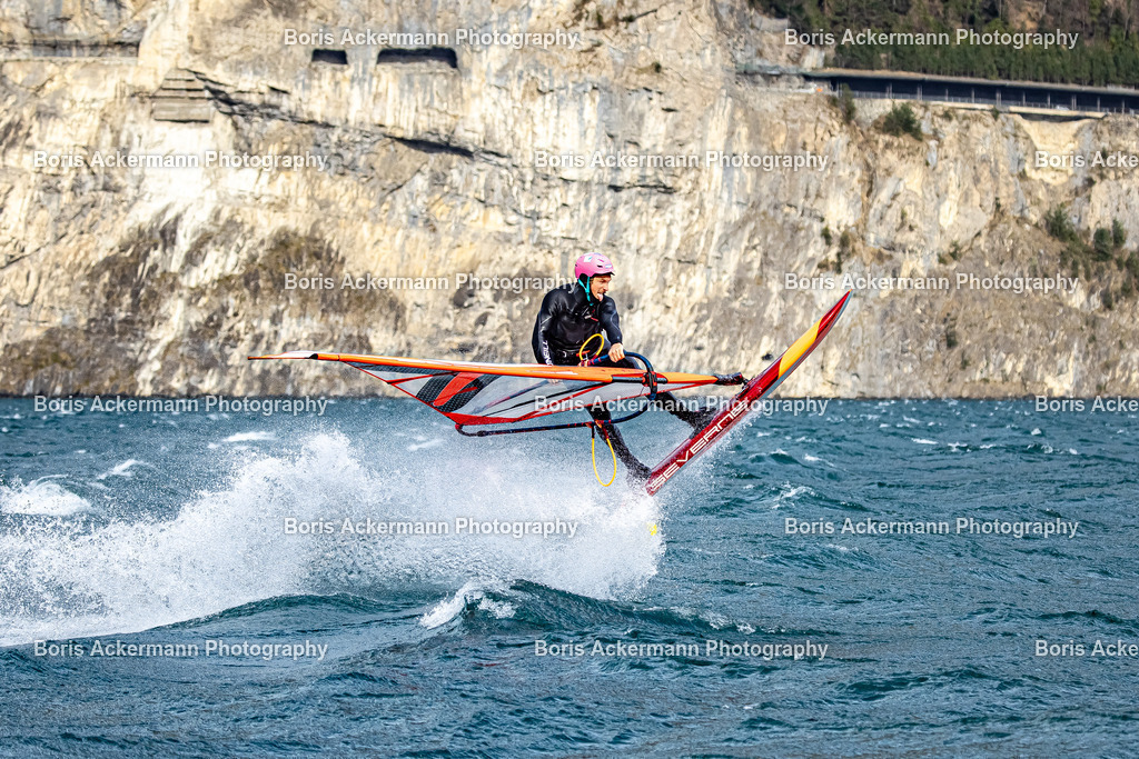 786A9820 | Lake Uri 20250321