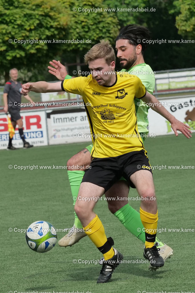 Fußball : Bezirksliga : SV 08/29 Friedrichsfeld - Borusia Veen am 10.05.2026 in Voerde Friedrichsfeld | Fußball : Bezirksliga : SV 08/29 Friedrichsfeld - Borusia Veen am 10.05.2026 in Voerde Friedrichsfeld - Realisiert mit Pictrs.com